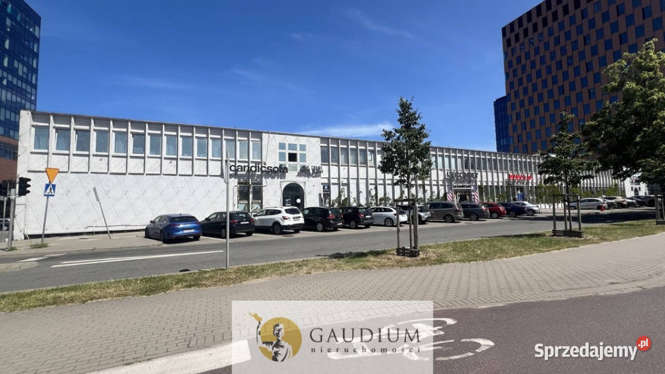 Lokal na Przymorzu idealna komunikacja Gdańsk