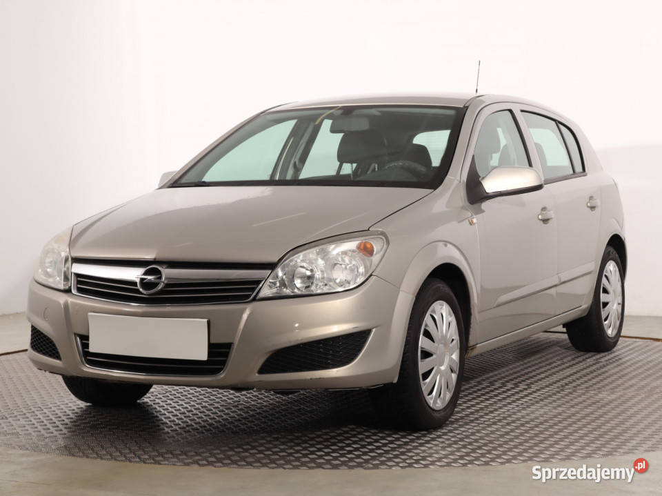 Opel Astra 14 16V klimatyzacja Astra Katowice