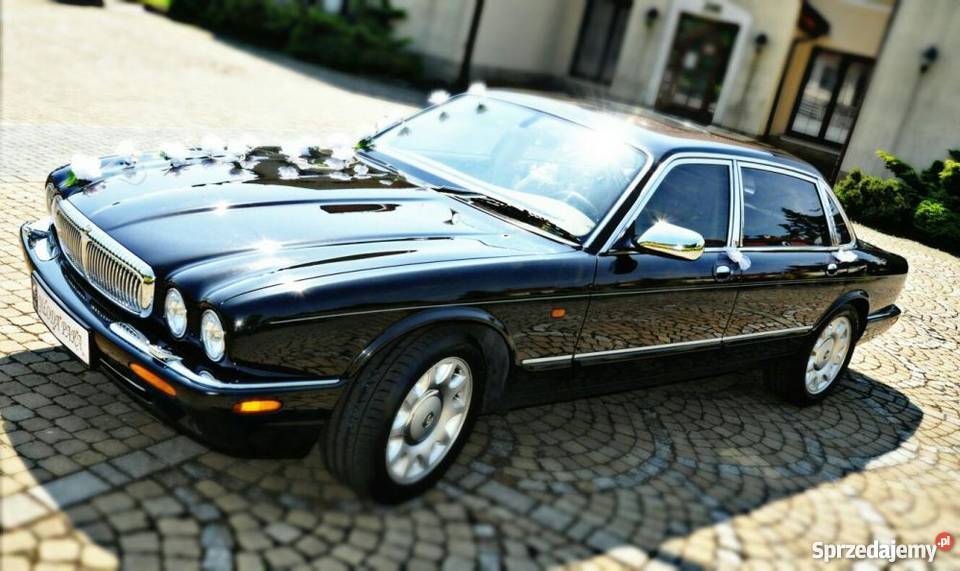 Jaguar daimler super v8