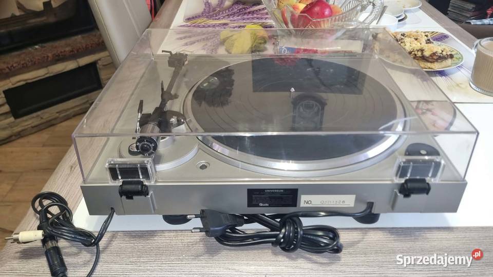Gramofon Universum F 2330 Direct Drive łódzkie Warta