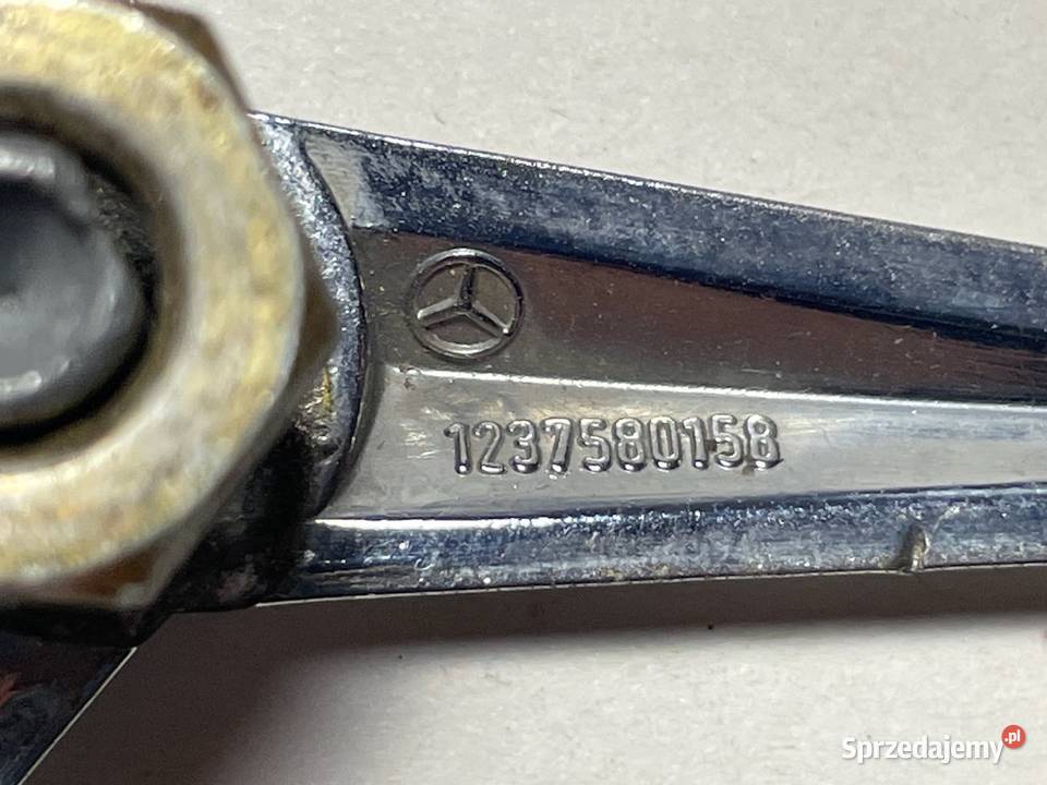 Mercedes Benz W123 logo gwiazda klapy tył wielkopolskie Poznań