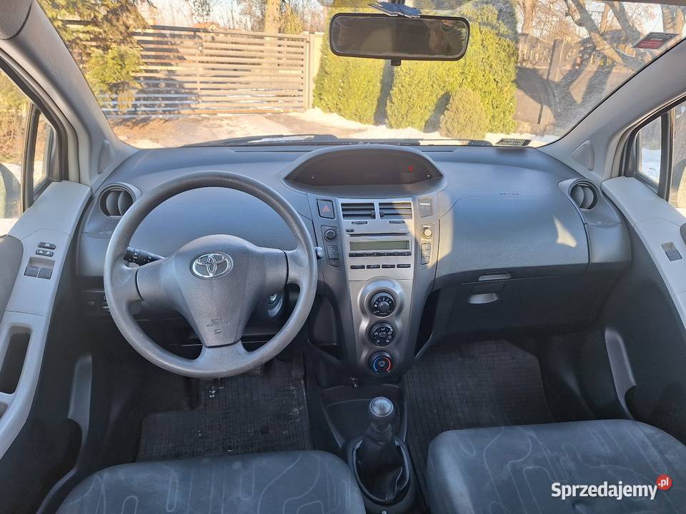 Toyota Yaris 10 mazowieckie Sochaczew