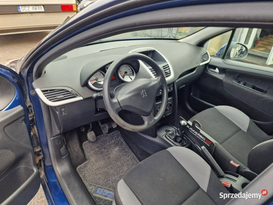 Peugeot 207 14 Benzyna 95 Klimatyzacja Komputer Słupsk
