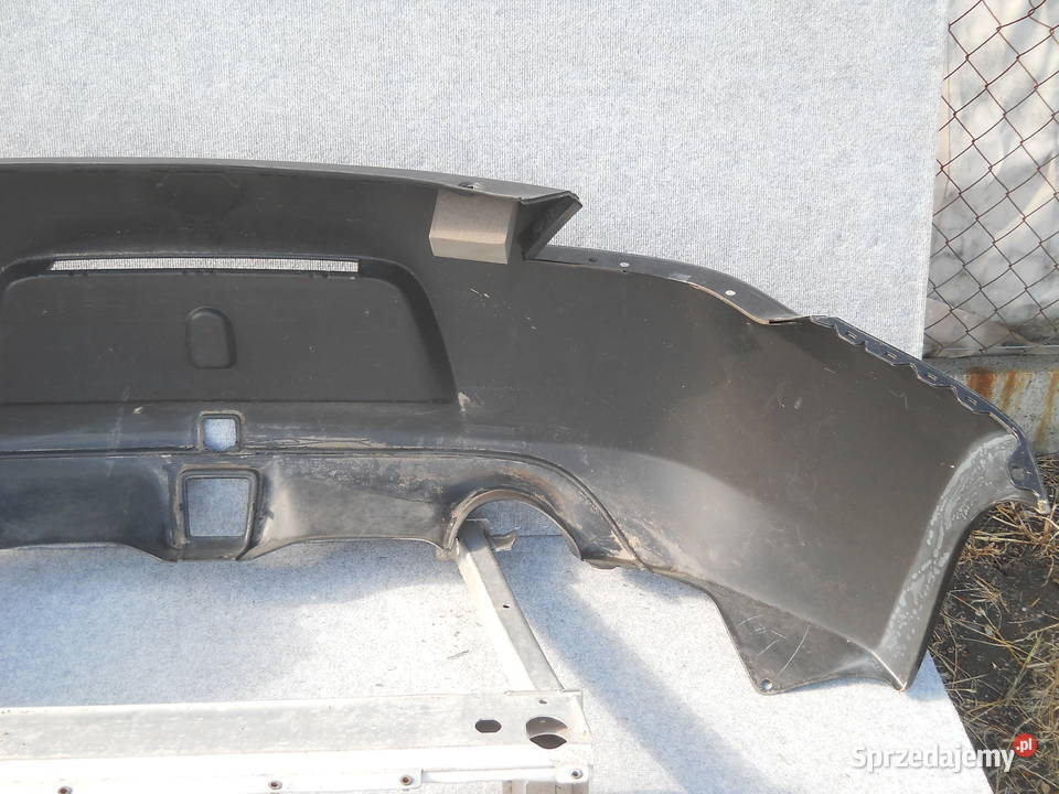 NISSAN 370Z ZDERZAK TYLNY TYŁ Siechnice