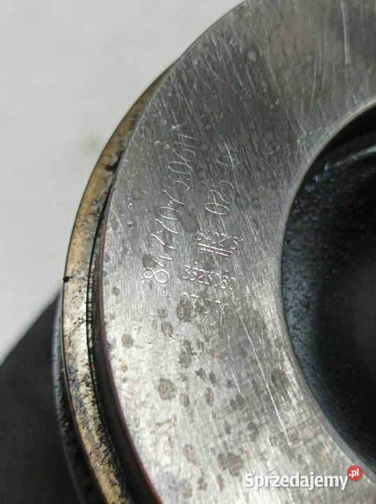 TŁOK KORBOWÓD 847707506H 83950 B57 30 D Bmw sprzedam