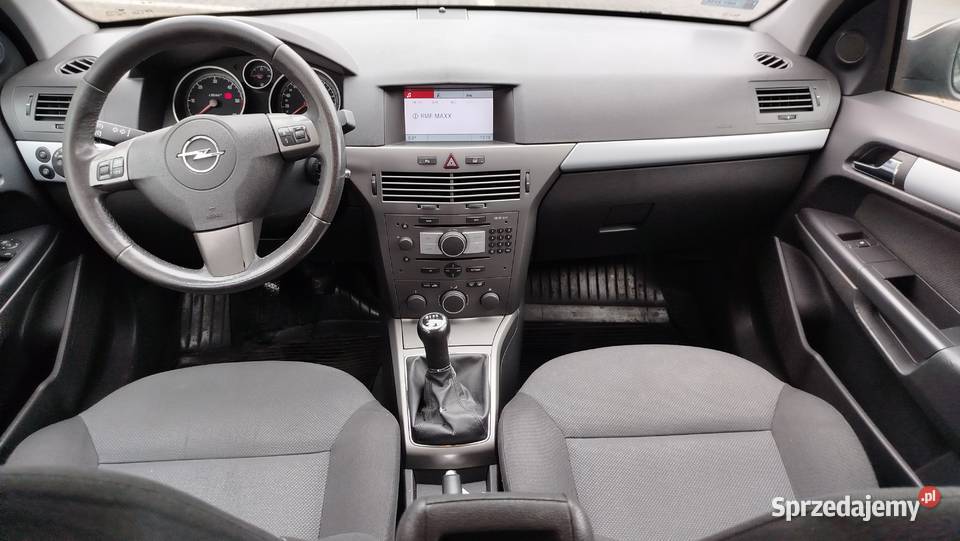 Opel Astra 19 CDTI 150 9 Lat w Jednych Rękach 1910cm3 Bytów sprzedam