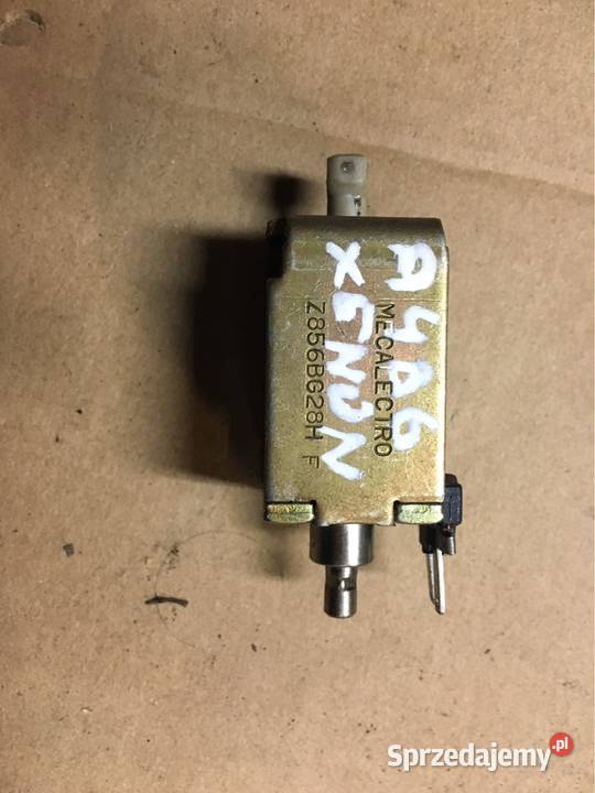 Mechanizm regulacji lampy xenon audi a4 b6 Chojnice