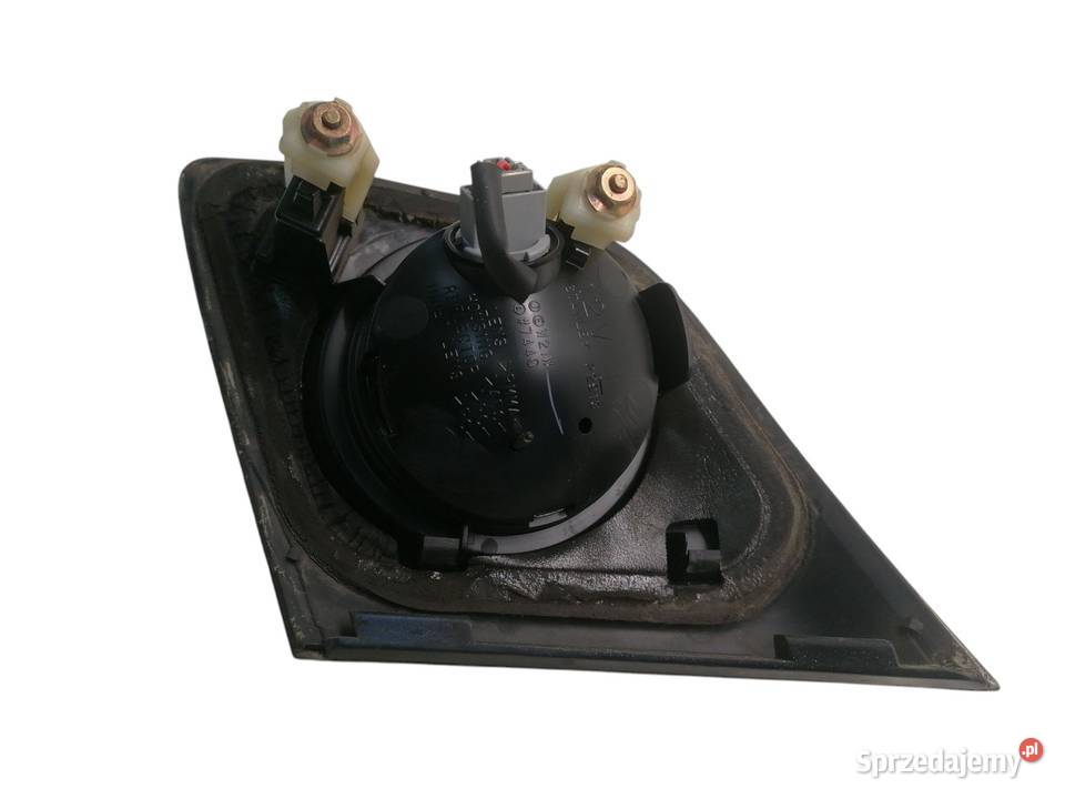 LAMPA LEWA TYLNA TYŁ KLAPY MAZDA 3 BK SEDAN 0309 osobowe wielkopolskie