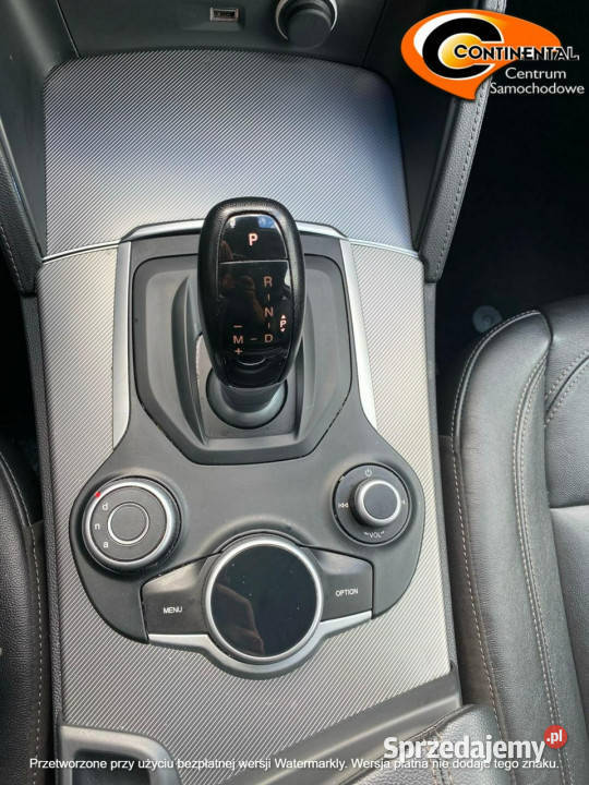Alfa Romeo Stelvio 4x4bogate wyposażenie Żory