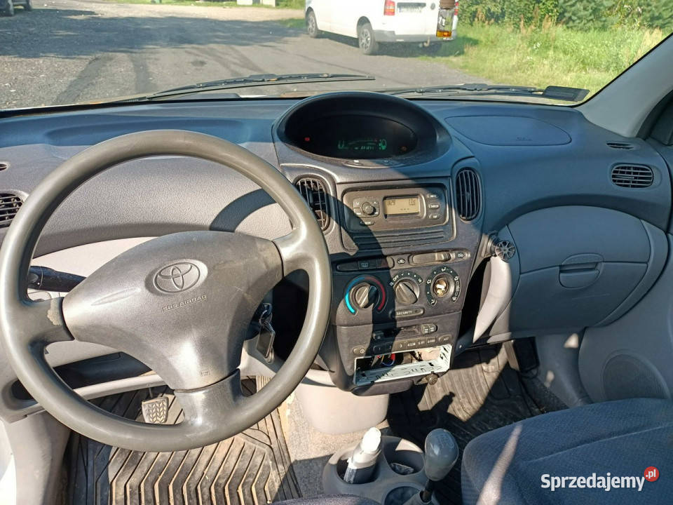 Toyota Yaris Verso Toyota Yaris Verso 13 bg 02r sprzedam