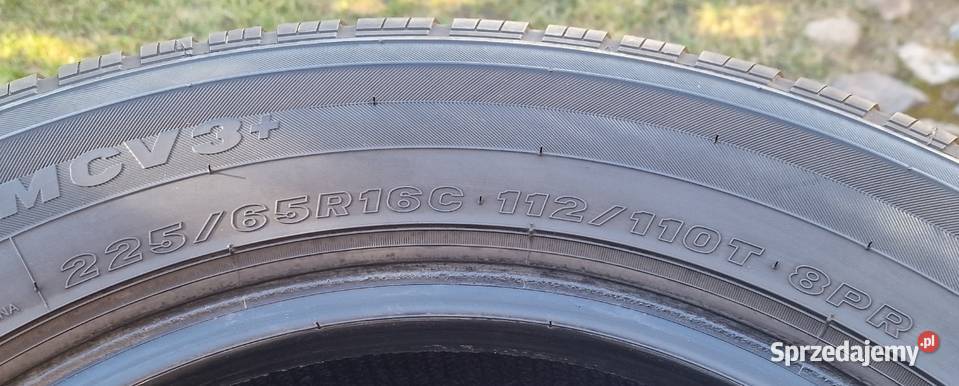 Opony do busa 225 x 65 R16C Wzmacniane