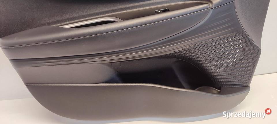 HYUNDAI BAYON BOCZEK DRZWI LEWY PRZÓD 82310Q000