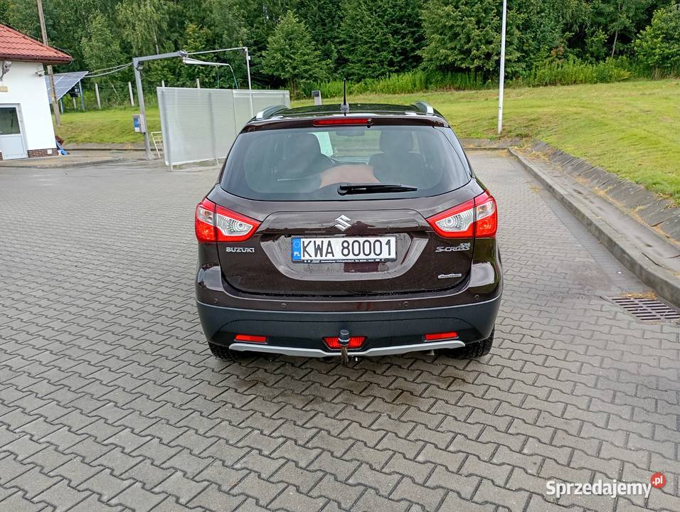 Suzuki SX4 scros nieuszkodzony Suzuki Stronie