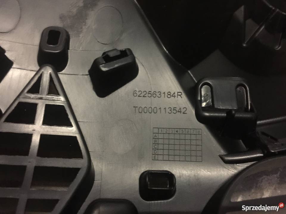 Nowy RADIATOR GRILLE RENAULT CLIO IV 628101467R Wołomin