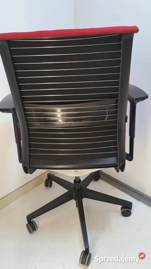 Fotel biurowy obrotowy Steelcase Think czerwony Kórnik