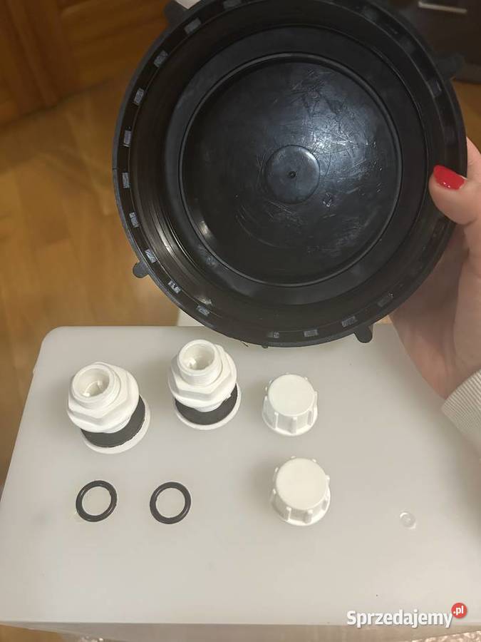 Zbiornik wody czystej na nadkole 55l VARILE Wieliczka