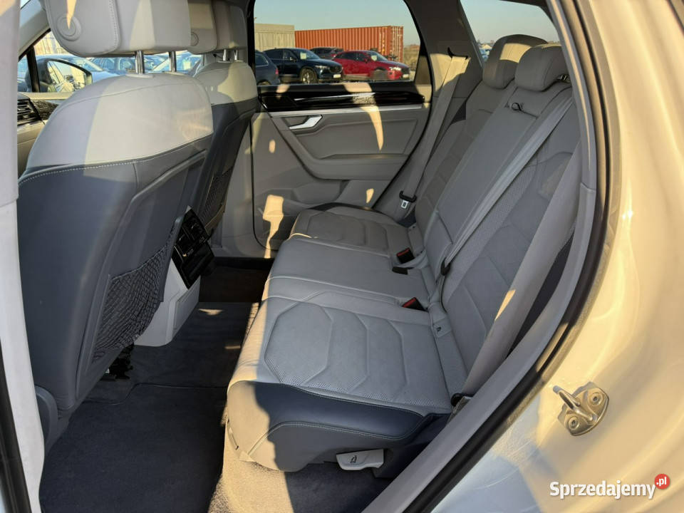 Volkswagen Touareg 30 V6 TDI 231 Salon FV23 elektrochrom. lusterka boczne Wojkowice sprzedam