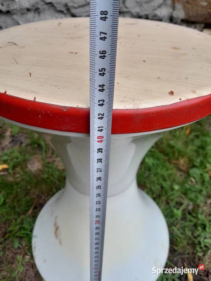 Stary plastikowy taboret PRL klepsydra pojemnik Dąbrowa Górnicza