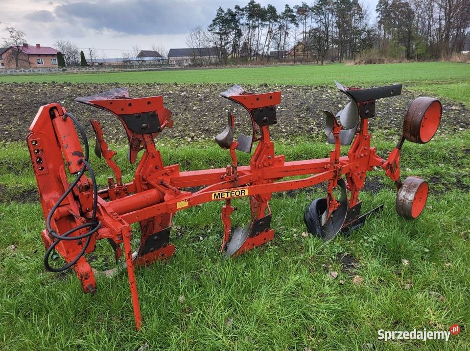 Pług obrotowy 3 skibowy 335 Krone Pługi Parzęczew