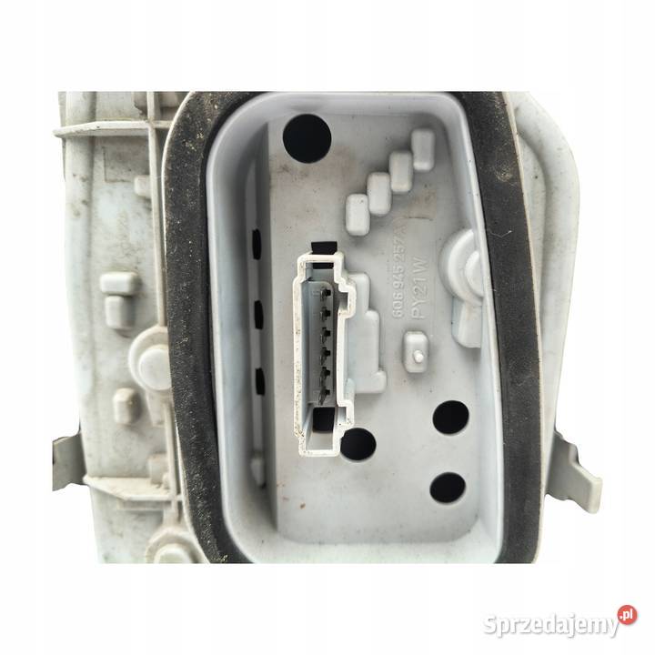 LAMPA LEWA Volkswagen Polo IV 9N TYLNA lewy tył