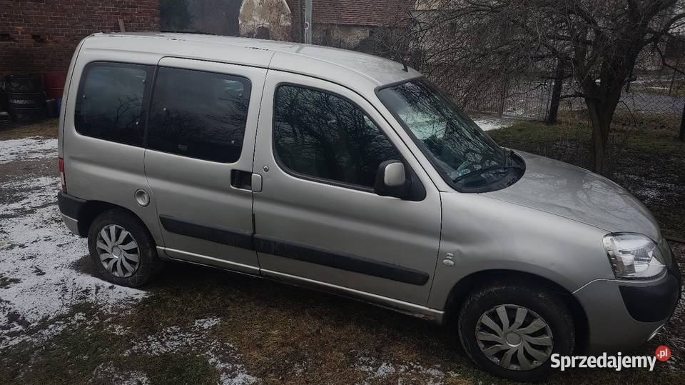 Peugeot partner 16 HDi 2006r w całości części Środa Śląska