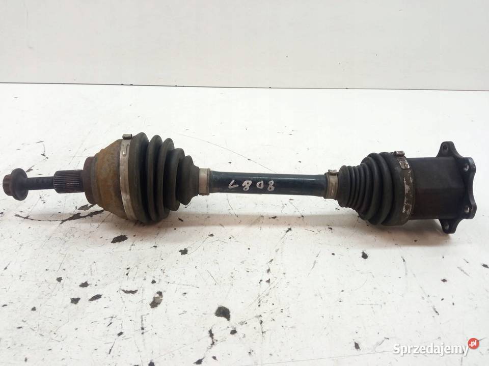 PÓŁOŚ LEWA 1K0407271KB 20 TDI Skoda Superb II Rok produkcji 2009 świętokrzyskie