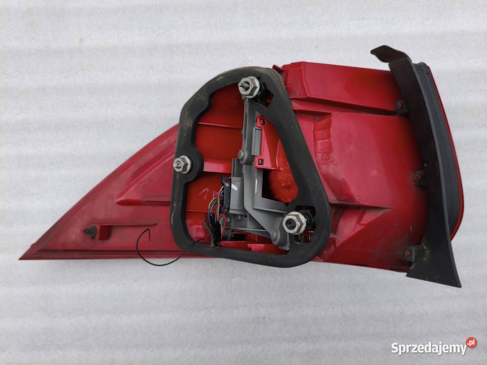 Lampa Prawy Tył Tylna Prawa VW Golf V Kombi Wyszków