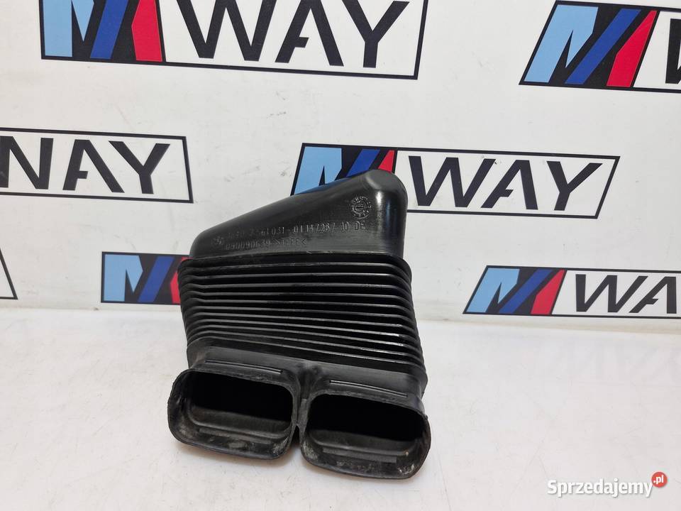 BMW E60 E61 KANAŁ WLOT DOLOT POWIETRZA 7561031