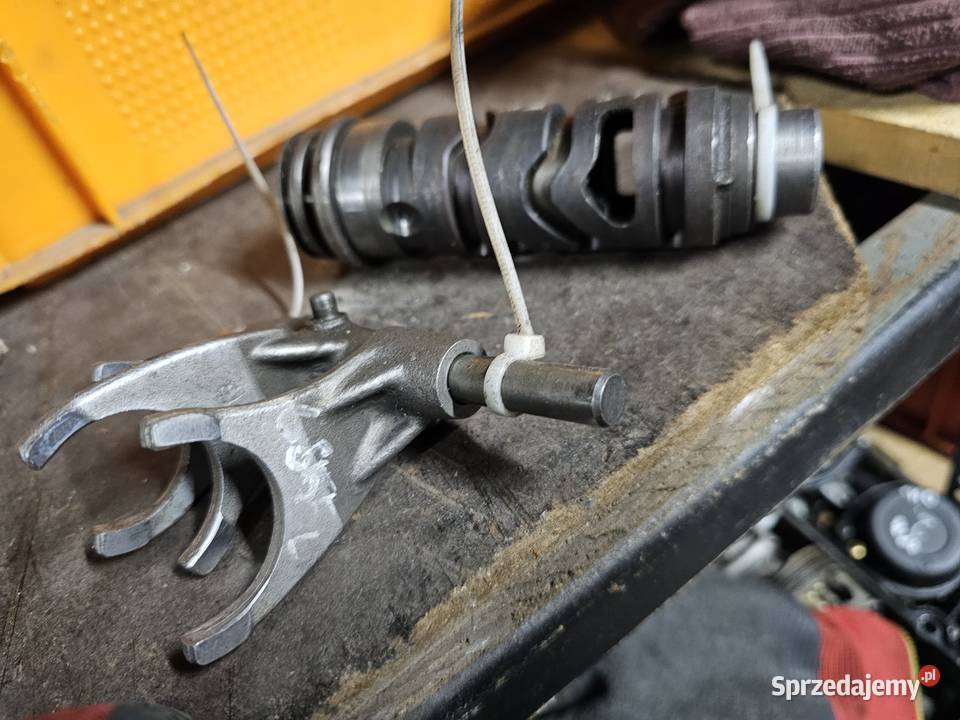 Suzuki Gs 550 skrzynia biegów wybierak wodziki dolnośląskie Jelenia Góra