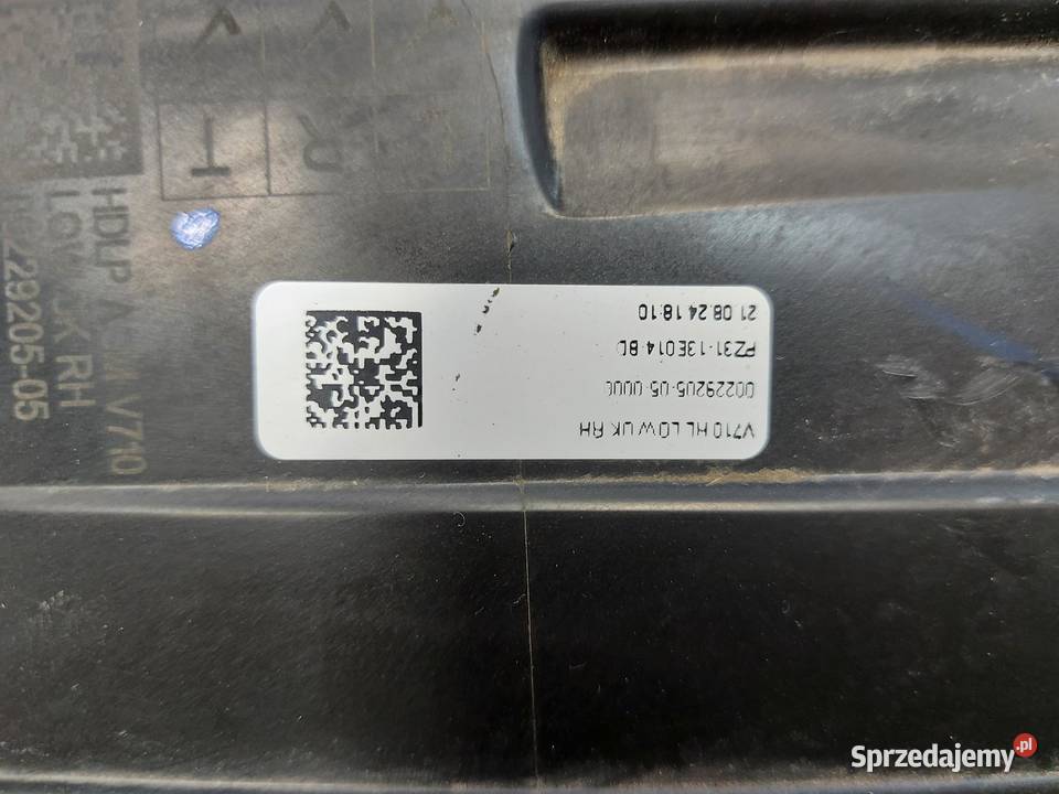 Ford Transit Custom II 2024 lampa prawa przód sprzedam