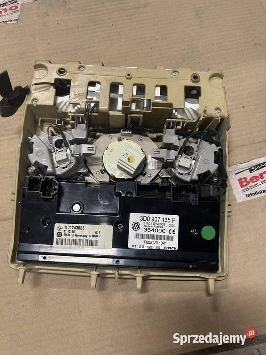 Panel podsufitki lampka podsuftki szyberdachu VW