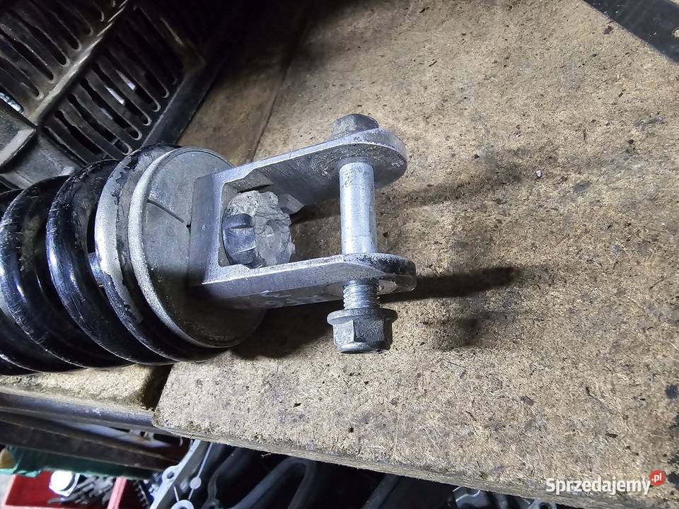 Suzuki RF 600 amortyzator centralny tylny tył Amortyzatory