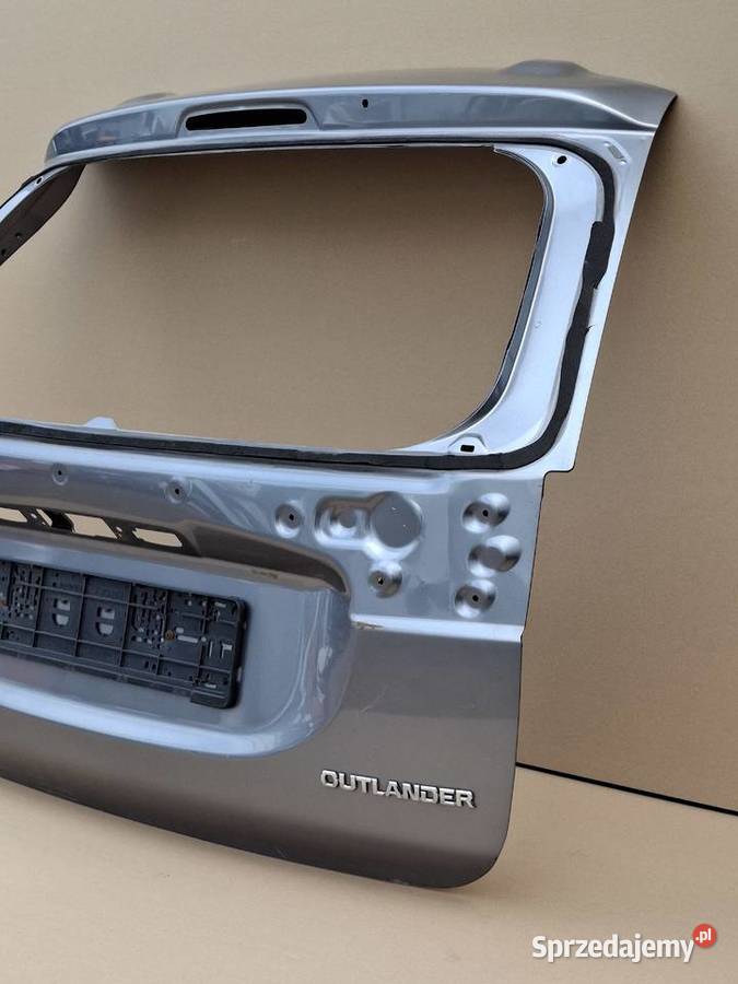 MITSUBISHI OUTLANDER III 3 KLAPA BAGAŻNIKA TYŁ Bieleń