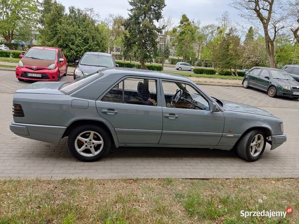 MERCEDES benz 124 sedan p23benzgaz Skrz AUTOMAT W124 Elbląg