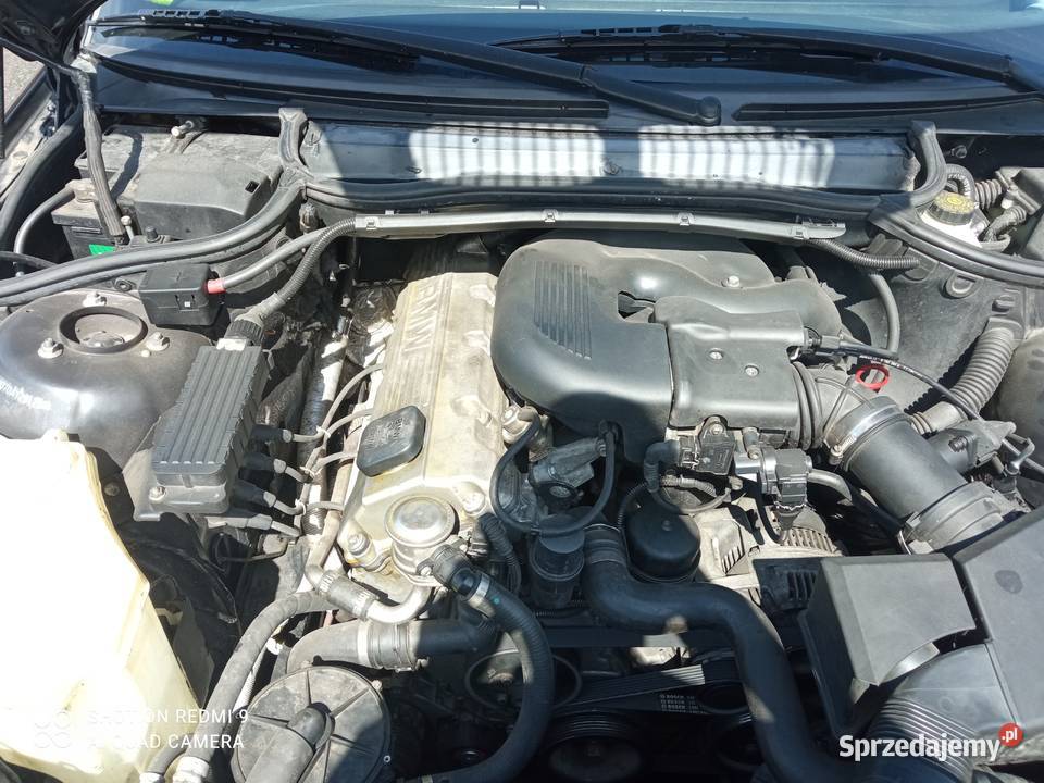 Sprzedam BMW E46 2000 318i klima 3 komplety kół Sokolniki Małe sprzedam