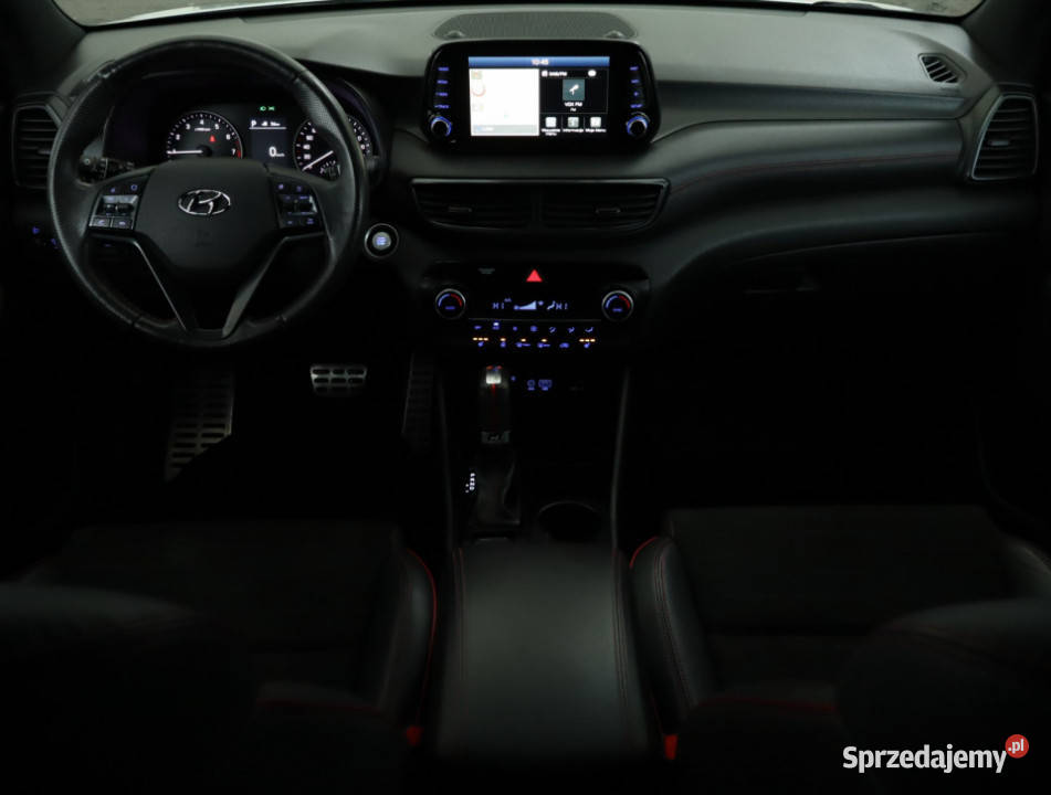 Hyundai Tucson 16 TGDI światła do jazdy dziennej