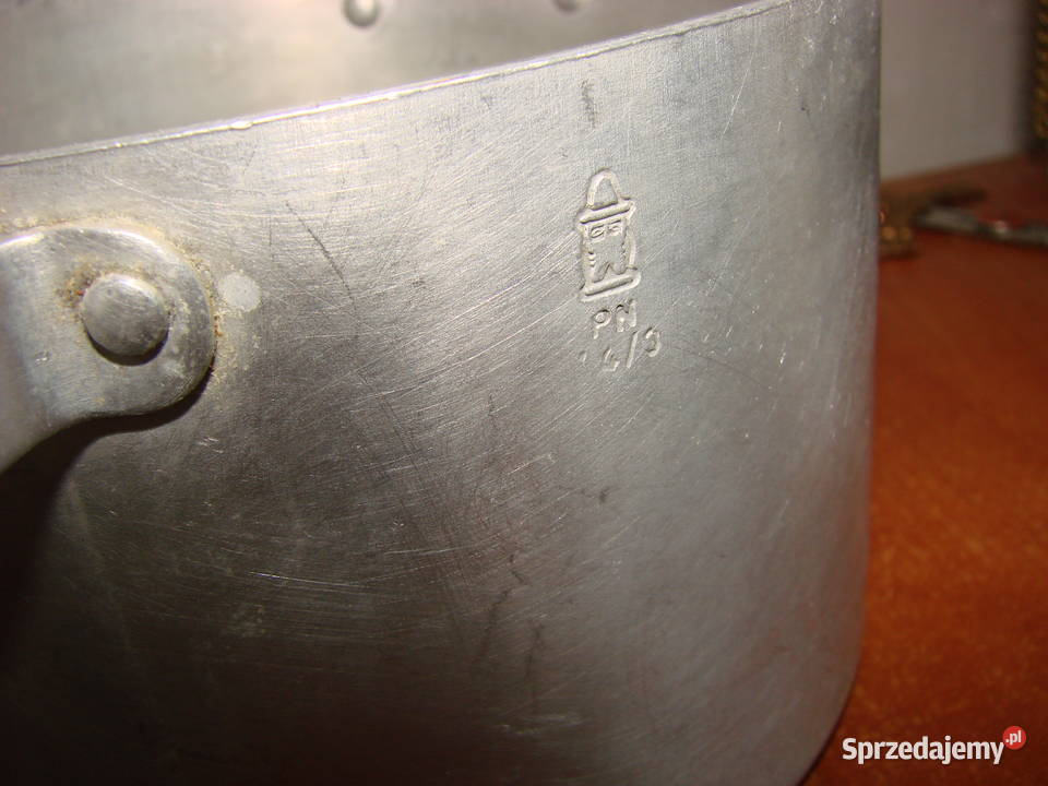 mały aluminiowy garnek 1l PRL Pruszcz Gdański