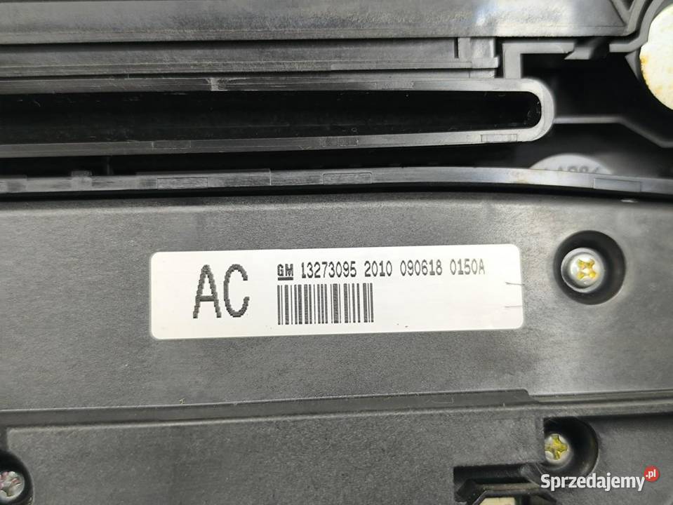 PANEL RADIA NAWIGACJI OPEL INSIGNIA A KOMBI