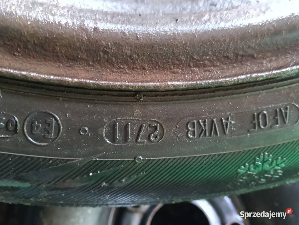 Koła z oponami zimowymi 5 x 1143