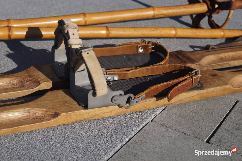 Stare narty jesionowe 160 kijki Pruchnik