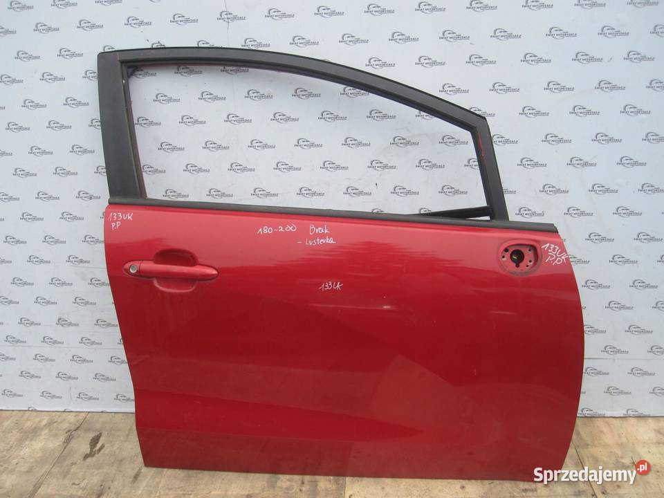 KIA RIO III 12r drzwi prawe przód świętokrzyskie