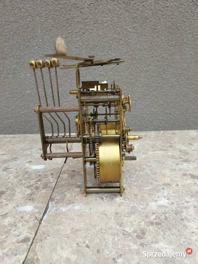 552 Mechanizm starego zegara ściennego HAU Tczew