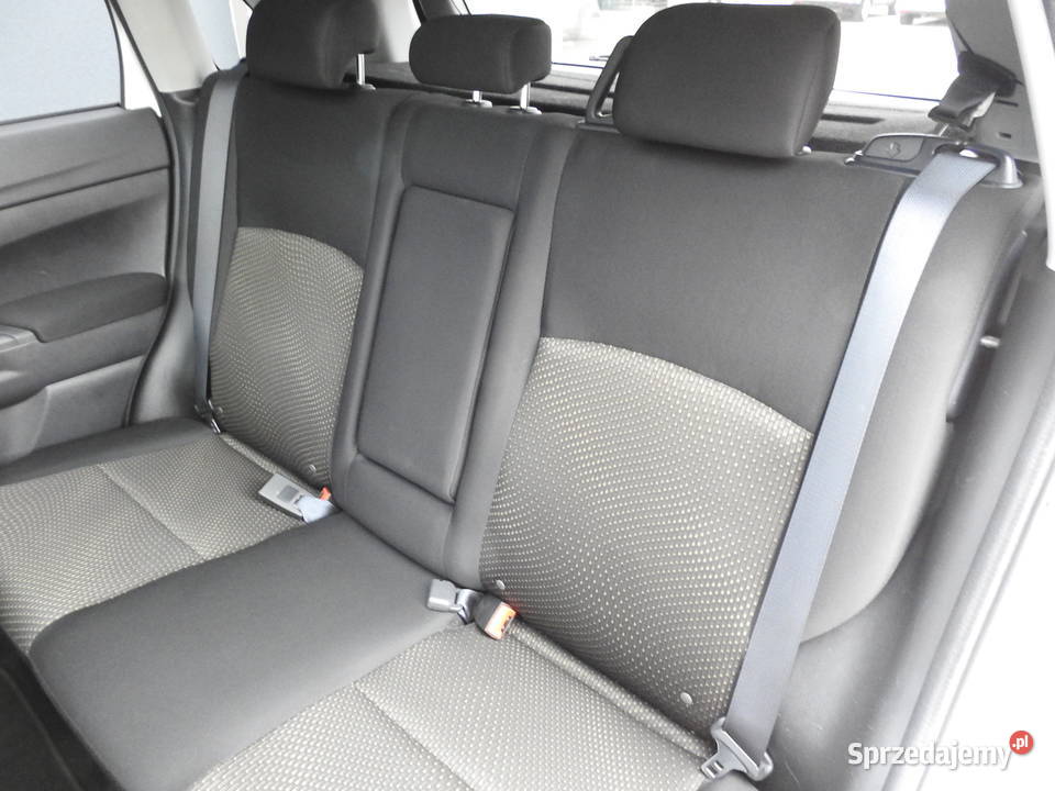 16i 117 FABRYCZNY GAZ BEZWYPADKOWY KAMERA XENON czujnik deszczu Samochody osobowe Mielec