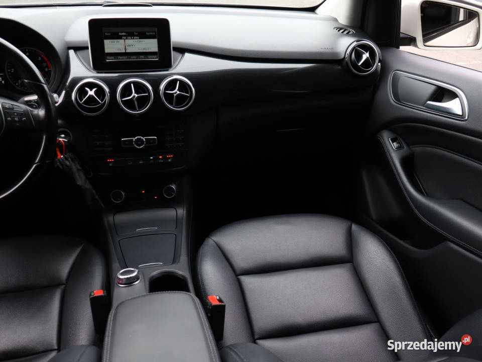 Mercedes B B 180 CDI łopatki zmiany biegów