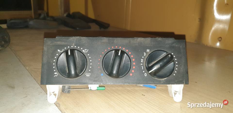 Panel nawiewu renault Kangoo Wyposażenie wnętrza Łagów
