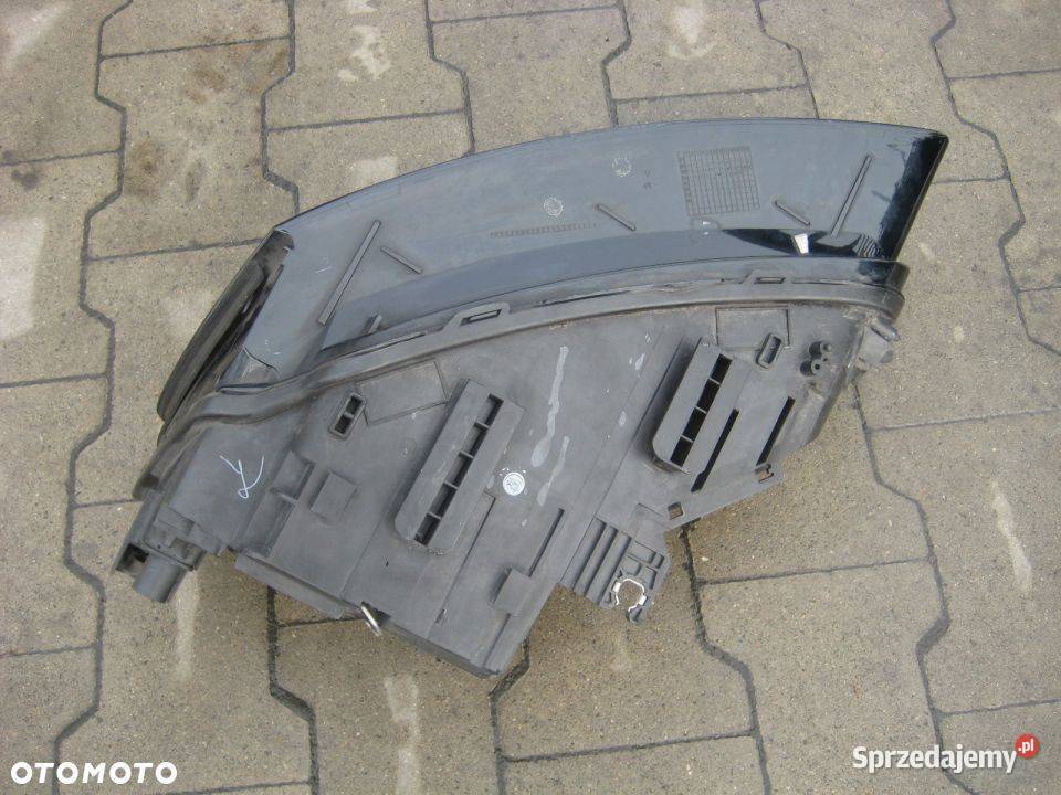 AUDI Q5 0812R LAMPA XENON LED PRAWA 8R0941004AF Rakoniewice