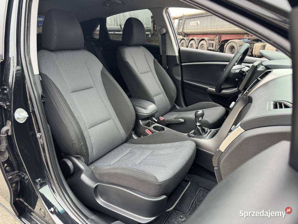 Hyundai i30 14 BENZYNA Klimatronik Nawigacja bluetooth wielkopolskie Konin sprzedam