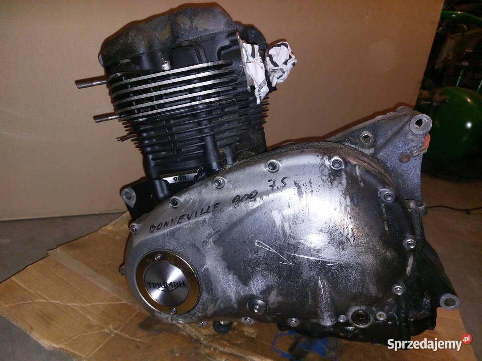 Silnik Bonneville Triumph 900 Kartuzy