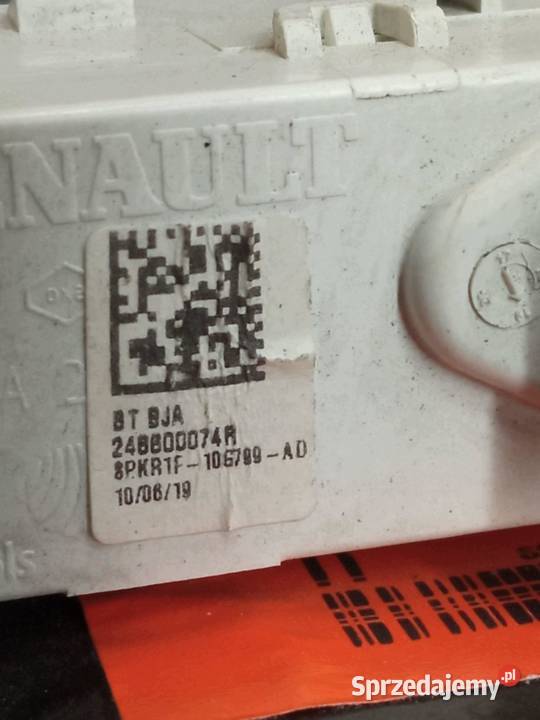 LAMPKA PODSUFITKI 969806926R 969801602R Renault Części samochodowe