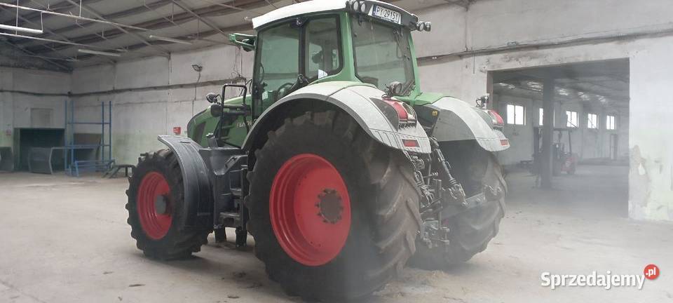 Traktor FENDT 828 Vario Herburtowo
